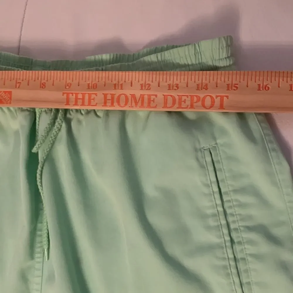 Paradise Bay Misses Green Shorts Size M